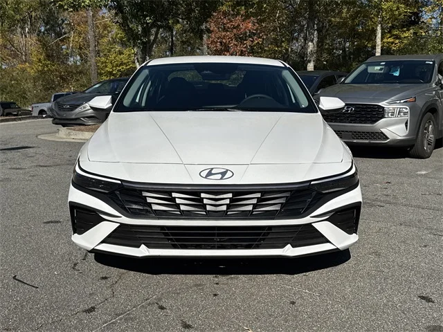 Nuevos HYUNDAI ELANTRA HYBRID at Gainesville Hyundai in Gainesville
