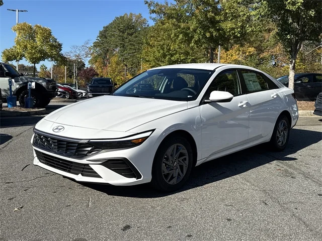Nuevos HYUNDAI ELANTRA HYBRID at Gainesville Hyundai in Gainesville