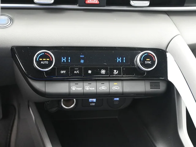 Nuevos HYUNDAI ELANTRA HYBRID à Estados chez autogozo