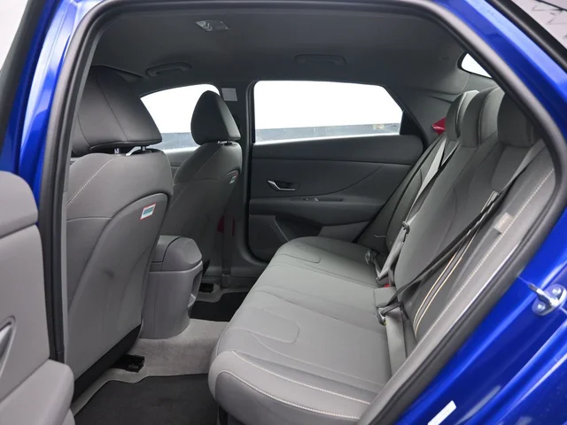 Nuevos HYUNDAI ELANTRA HYBRID à Estados chez autogozo