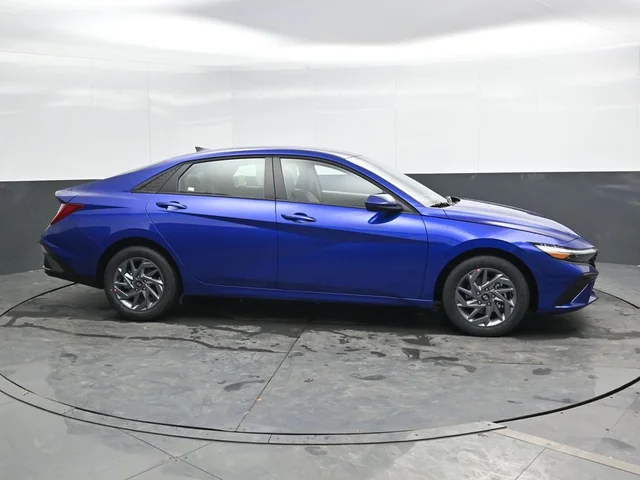 Nuevos HYUNDAI ELANTRA HYBRID à Estados chez autogozo