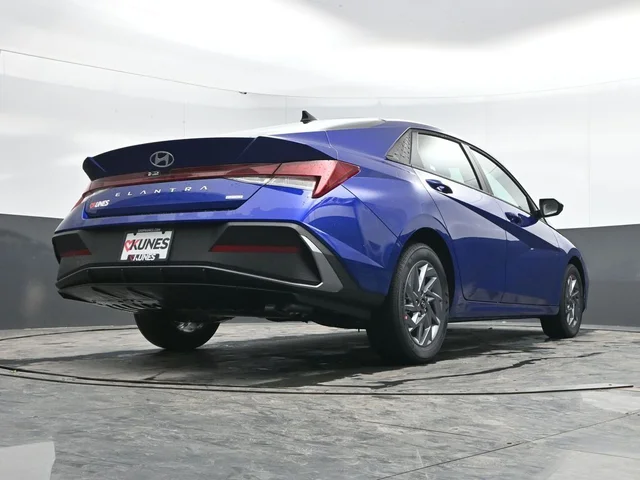 Nuevos HYUNDAI ELANTRA HYBRID à Estados chez autogozo