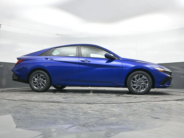 Nuevos HYUNDAI ELANTRA HYBRID à Estados chez autogozo