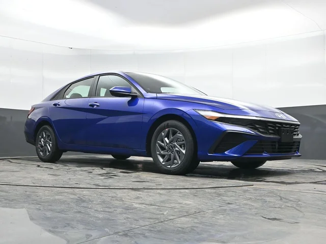 Nuevos HYUNDAI ELANTRA HYBRID à Estados chez autogozo