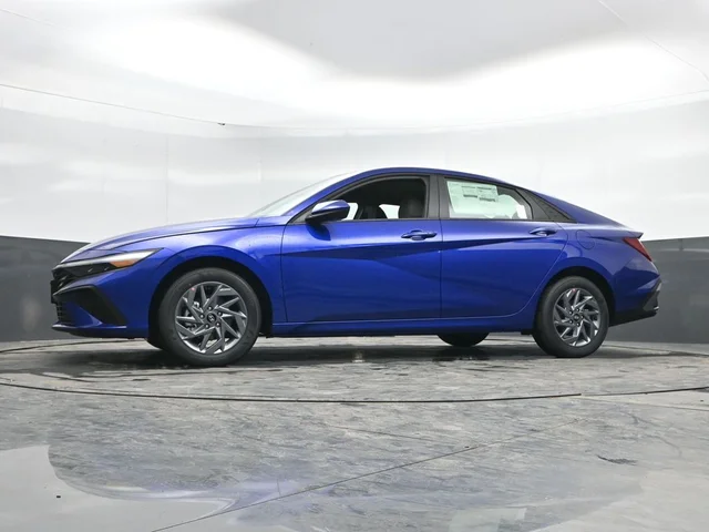Nuevos HYUNDAI ELANTRA HYBRID à Estados chez autogozo