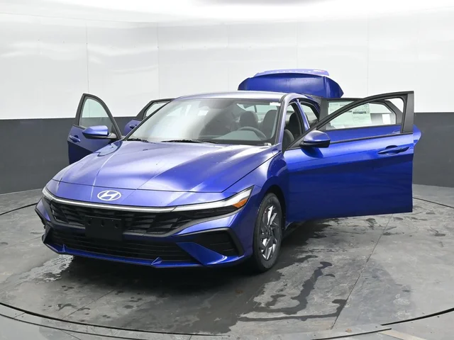 Nuevos HYUNDAI ELANTRA HYBRID à Estados chez autogozo