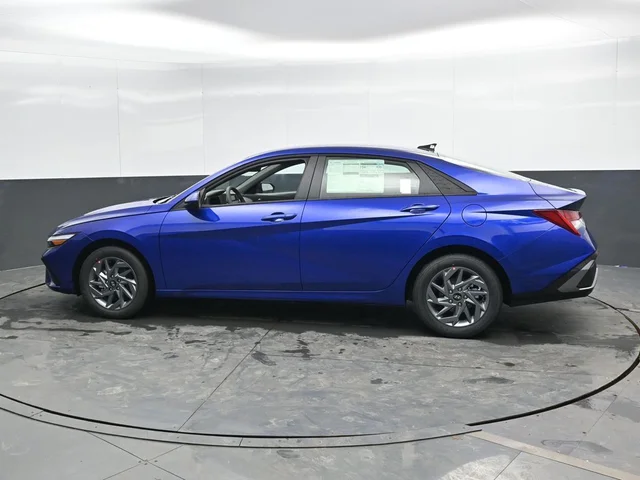 Nuevos HYUNDAI ELANTRA HYBRID à Estados chez autogozo