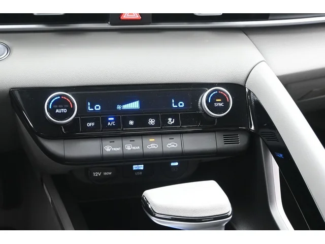 Nuevos HYUNDAI ELANTRA HYBRID à Estados chez autogozo