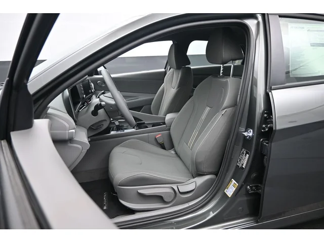 Nuevos HYUNDAI ELANTRA HYBRID à Estados chez autogozo