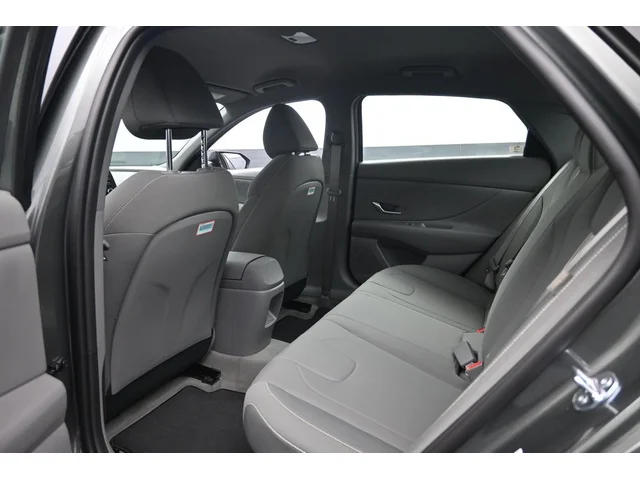 Nuevos HYUNDAI ELANTRA HYBRID à Estados chez autogozo