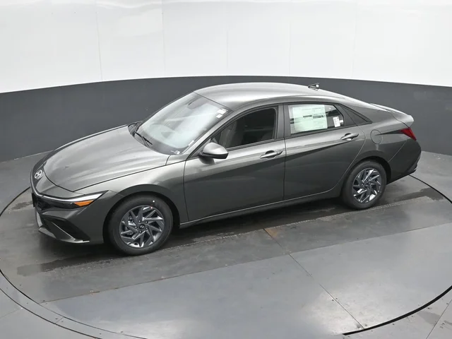 Nuevos HYUNDAI ELANTRA HYBRID à Estados chez autogozo