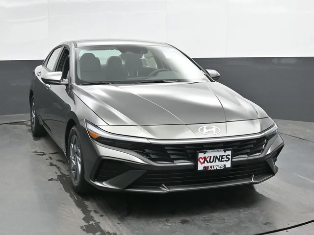 Nuevos HYUNDAI ELANTRA HYBRID à Estados chez autogozo