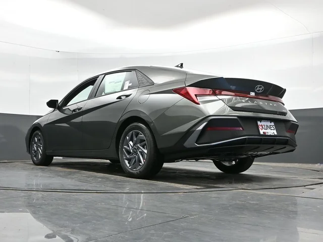 Nuevos HYUNDAI ELANTRA HYBRID à Estados chez autogozo