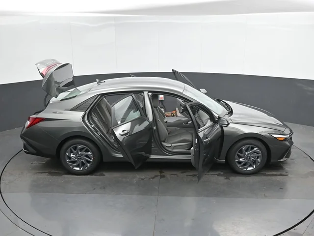 Nuevos HYUNDAI ELANTRA HYBRID à Estados chez autogozo