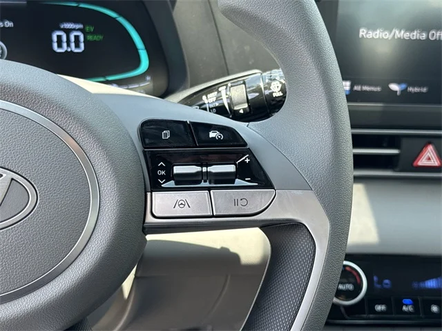 Nuevos HYUNDAI ELANTRA HYBRID at Gainesville Hyundai in Gainesville