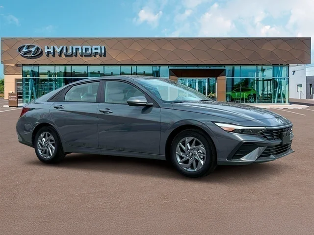 Nuevos HYUNDAI ELANTRA HYBRID at Tustin Hyundai in Tustin   