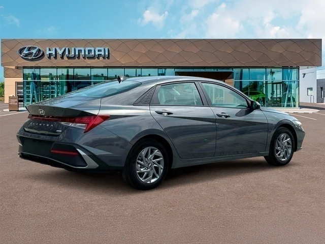 Nuevos HYUNDAI ELANTRA HYBRID at Tustin Hyundai in Tustin   