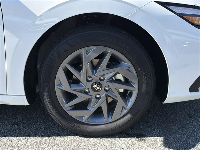 Nuevos HYUNDAI ELANTRA HYBRID at Gainesville Hyundai in Gainesville