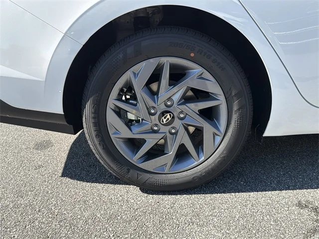 Nuevos HYUNDAI ELANTRA HYBRID at Gainesville Hyundai in Gainesville