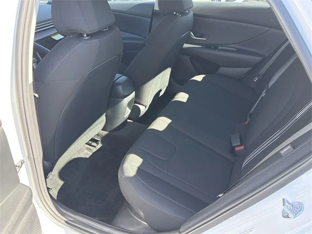 Nuevos HYUNDAI ELANTRA HYBRID at Gainesville Hyundai in Gainesville