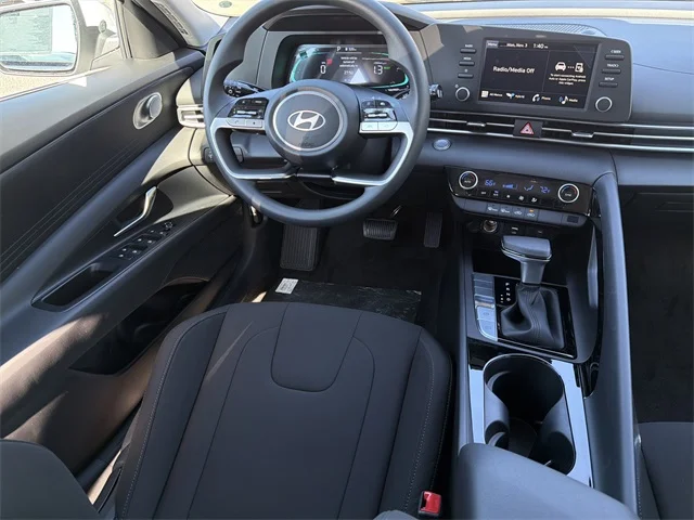 Nuevos HYUNDAI ELANTRA HYBRID at Gainesville Hyundai in Gainesville