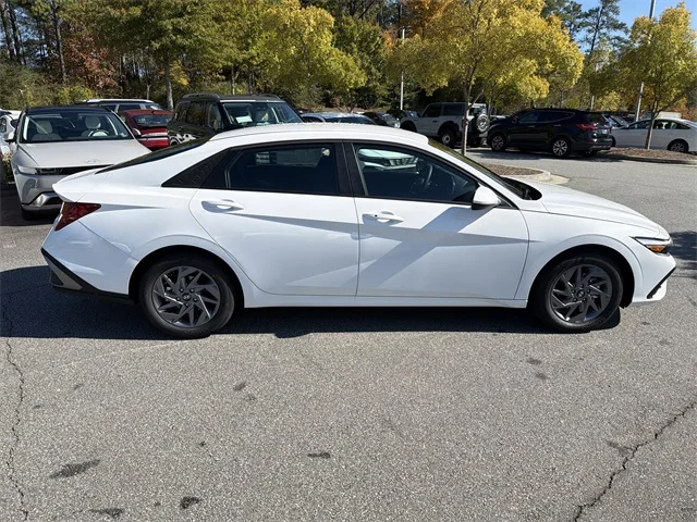 Nuevos HYUNDAI ELANTRA HYBRID at Gainesville Hyundai in Gainesville