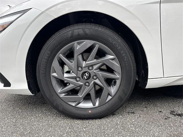 Nuevos HYUNDAI ELANTRA HYBRID at Gainesville Hyundai in Gainesville