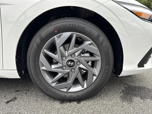 Nuevos HYUNDAI ELANTRA HYBRID at Gainesville Hyundai in Gainesville