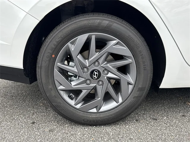 Nuevos HYUNDAI ELANTRA HYBRID at Gainesville Hyundai in Gainesville