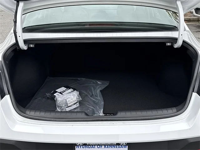 Nuevos HYUNDAI ELANTRA HYBRID at Gainesville Hyundai in Gainesville