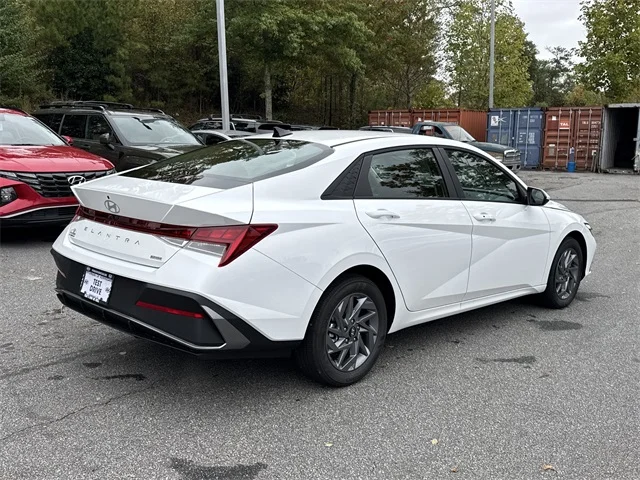 Nuevos HYUNDAI ELANTRA HYBRID at Gainesville Hyundai in Gainesville