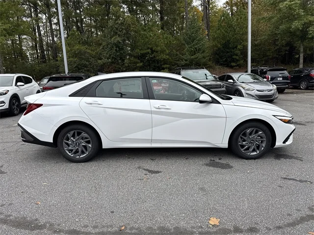 Nuevos HYUNDAI ELANTRA HYBRID at Gainesville Hyundai in Gainesville