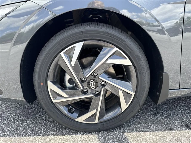 Nuevos HYUNDAI ELANTRA HYBRID at Gainesville Hyundai in Gainesville