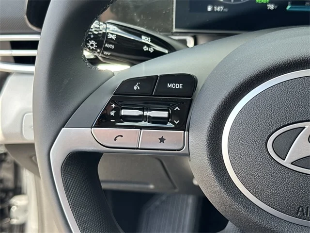 Nuevos HYUNDAI ELANTRA HYBRID at Gainesville Hyundai in Gainesville