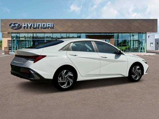 Nuevos HYUNDAI ELANTRA HYBRID at Tustin Hyundai in Tustin   