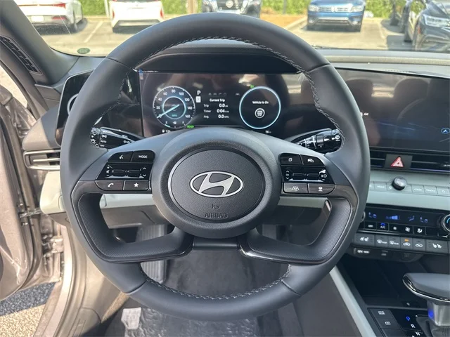 Nuevos HYUNDAI ELANTRA HYBRID at Gainesville Hyundai in Gainesville