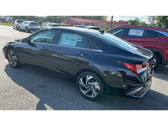 Nuevos HYUNDAI ELANTRA HYBRID at Gainesville Hyundai in Gainesville