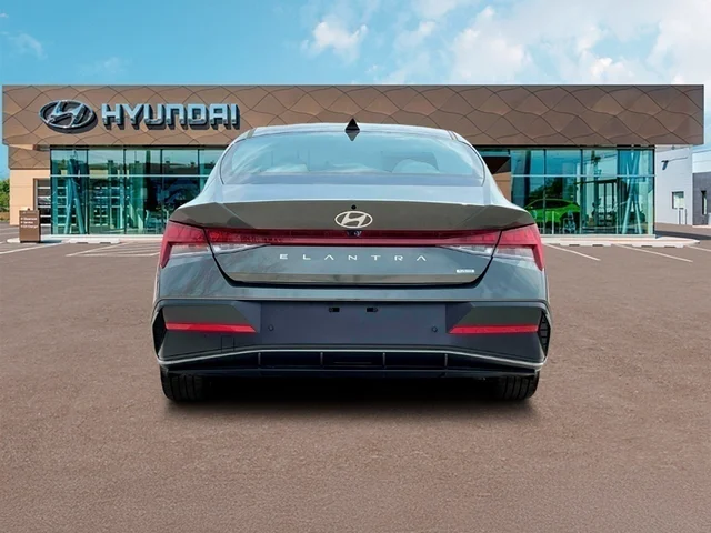 Nuevos HYUNDAI ELANTRA HYBRID at Tustin Hyundai in Tustin   