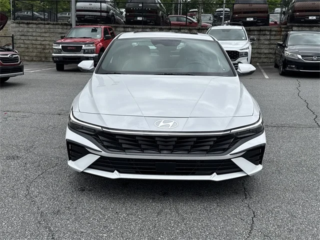 Nuevos HYUNDAI ELANTRA HYBRID at Gainesville Hyundai in Gainesville