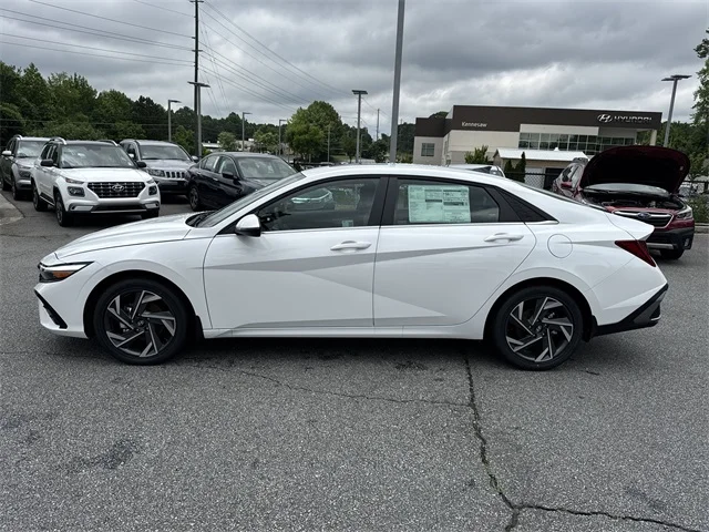 Nuevos HYUNDAI ELANTRA HYBRID at Gainesville Hyundai in Gainesville