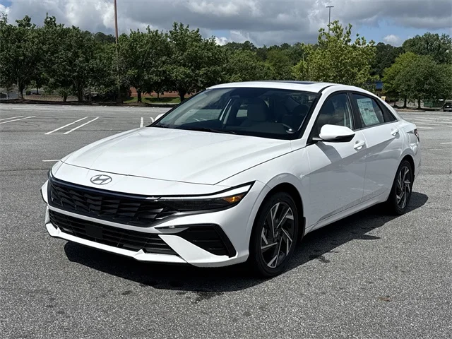Nuevos HYUNDAI ELANTRA HYBRID at Gainesville Hyundai in Gainesville