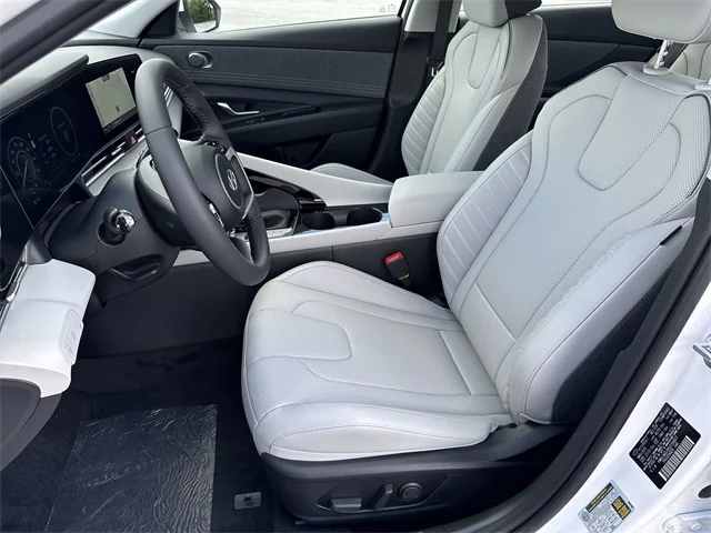 Nuevos HYUNDAI ELANTRA HYBRID at Gainesville Hyundai in Gainesville