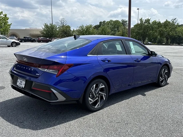 Nuevos HYUNDAI ELANTRA HYBRID at Gainesville Hyundai in Gainesville