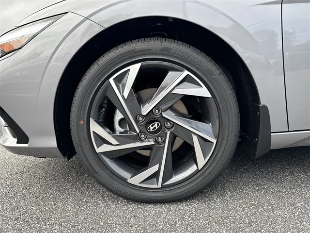 Nuevos HYUNDAI ELANTRA at Gainesville Hyundai in Gainesville