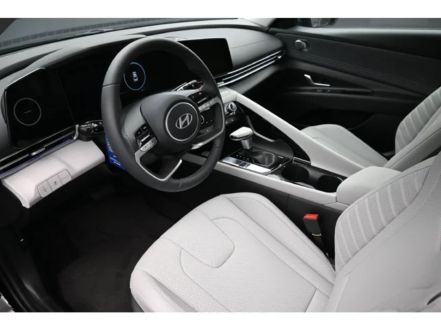 Nuevos HYUNDAI ELANTRA à Estados chez autogozo