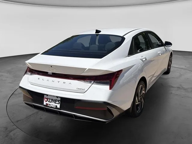 Nuevos HYUNDAI ELANTRA à Estados chez autogozo