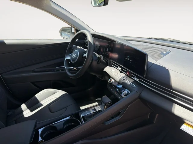 Nuevos HYUNDAI ELANTRA à Estados chez autogozo