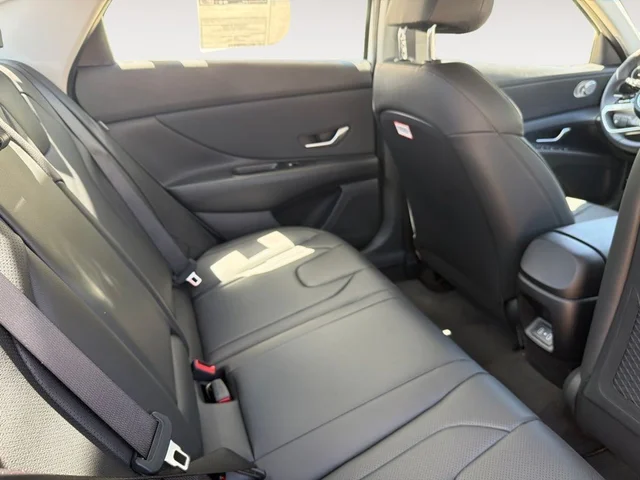 Nuevos HYUNDAI ELANTRA à Estados chez autogozo