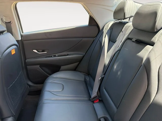 Nuevos HYUNDAI ELANTRA à Estados chez autogozo