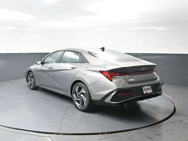 SEMINUEVOS HYUNDAI Elantra a Estados en autogozo